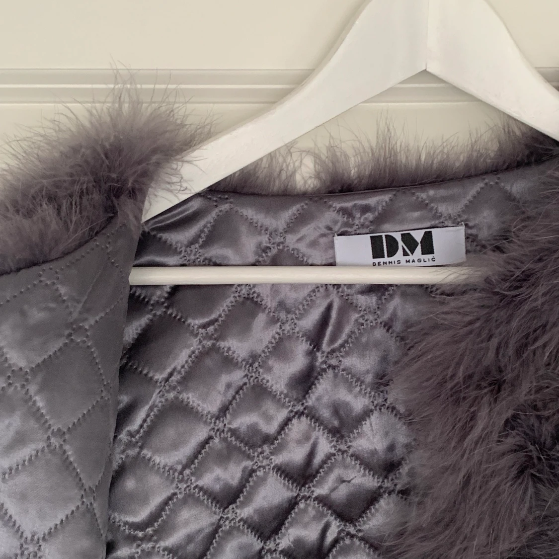 Grå fjäder jacka - 90