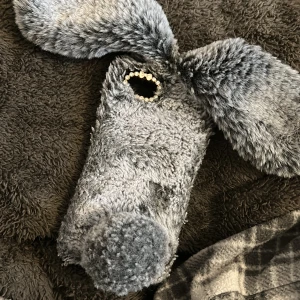 Mobilskal - Ett mobilskal som tillhör iPhone 8 och är i bra skick.