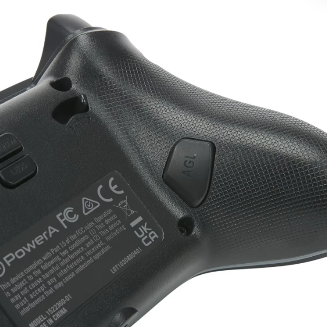 Xbox One 1TB med en PowerA Xbox Series X Enwired kontroll Spectra - 91