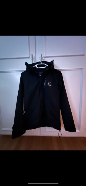 Haglöfs jacka  - Jätte fin haglöfs jacka storlek S/XS kontakta mig för mer info 