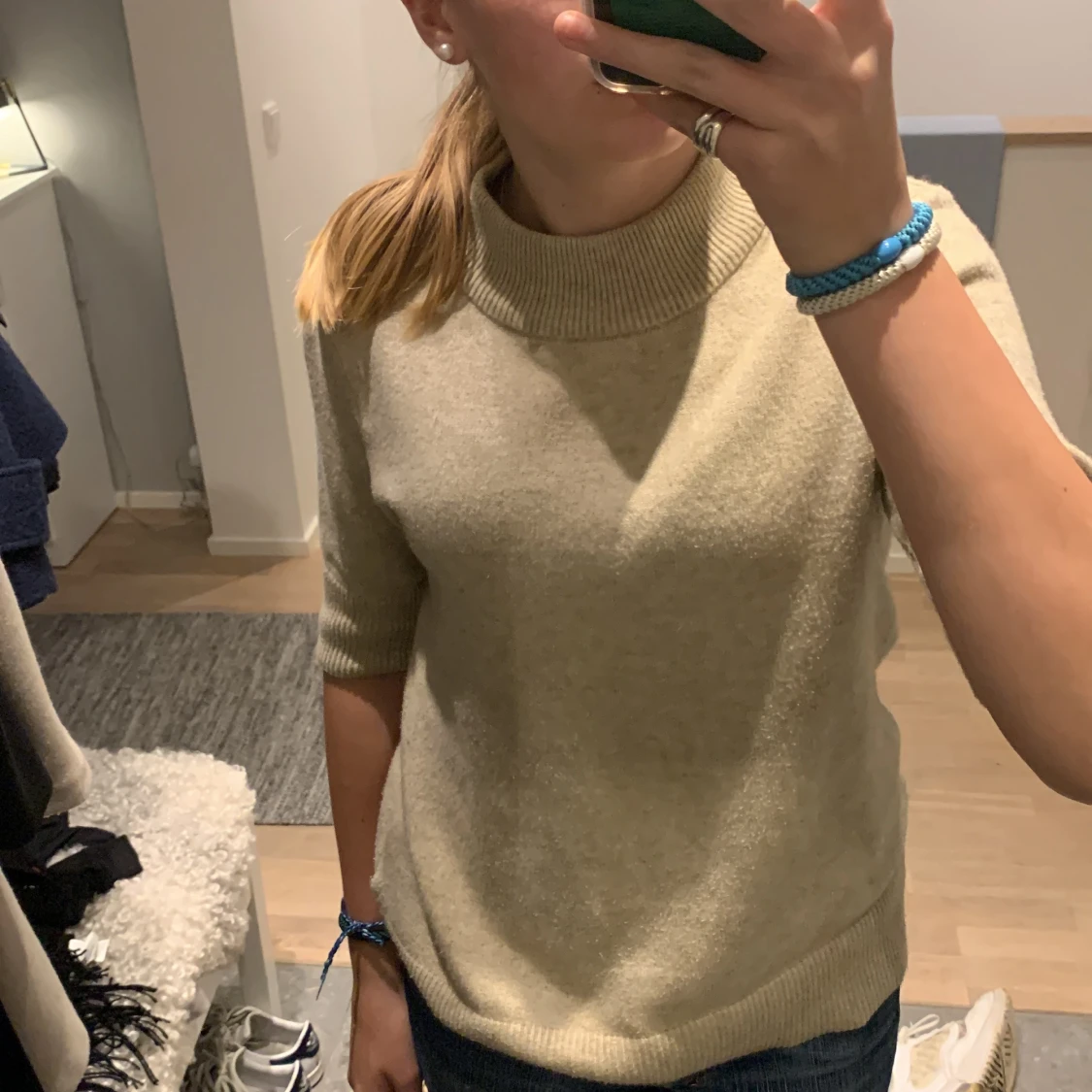 Stickad tröja!! - 90