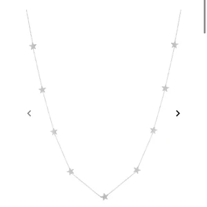 Edblad halsband  - Säljer mitt jättefina stjärnhalsband från Edblad då det inte kommit till användning!💓 VÄLDIGT bra skick, använt få gånger💓