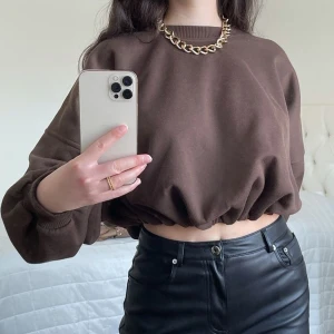 Tröja Zara - Använd för bilder Croptop sweatshirt från Zara