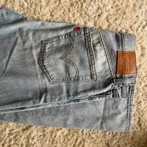Levi’s rib cage jeans size 28 - Perfect condition, Levi’s ribcage wide leg fit. Size 28. Length 29