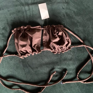 Bikini  - Ny bikini, går bra att köpa den andra bikini tillsammans för 250kr. (Se min profil för den andra bikini) 