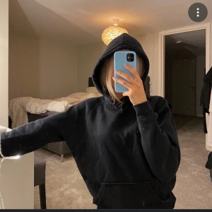 Bikbok hoddie  - Hoodie från bikbok, sparsamt använd