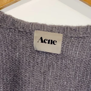 Acne kofta - Grå mysig tjocktröja från acne! 