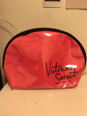 Victoria’s Secret Necessär  - Nyskick 💕