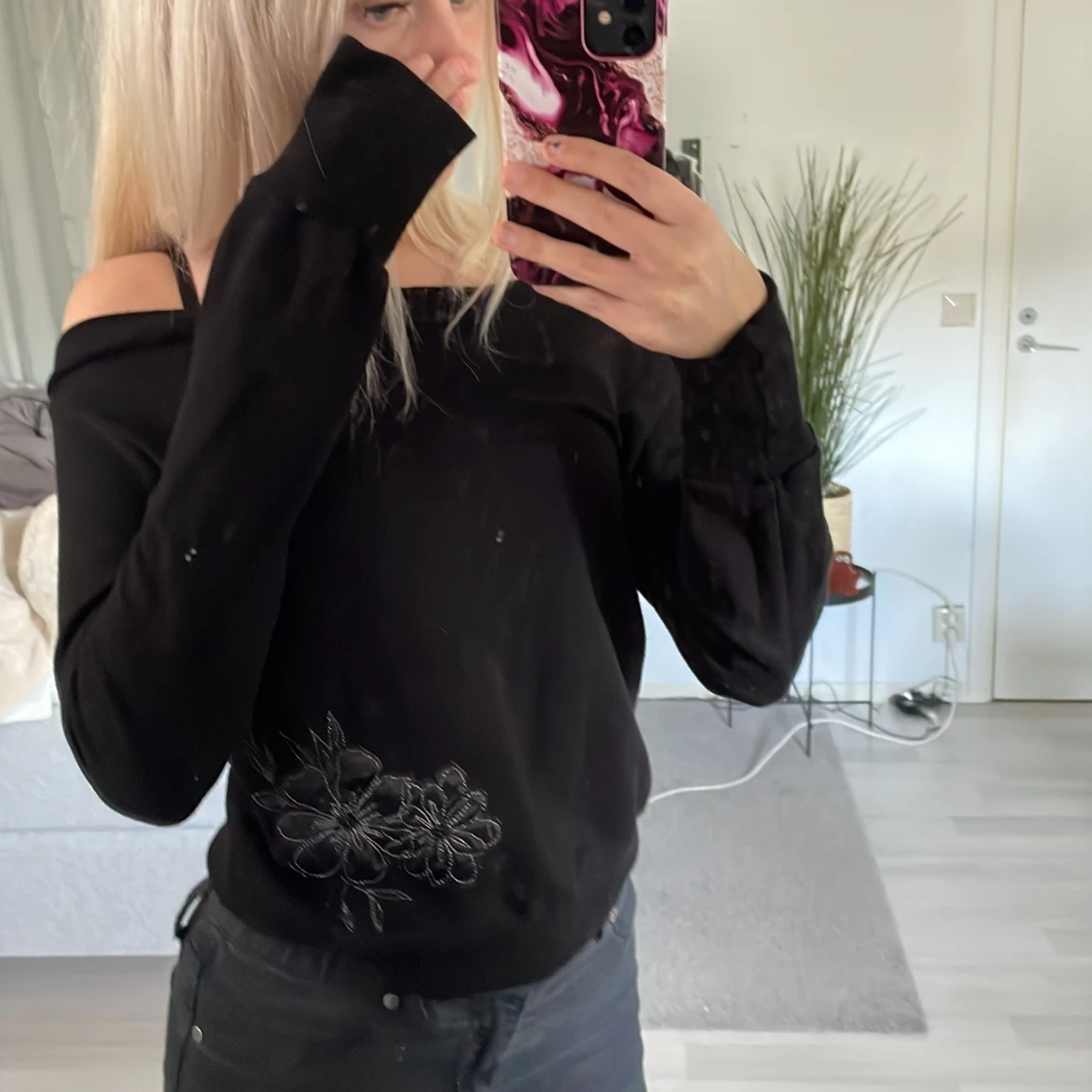 Off shoulder tröja - 90