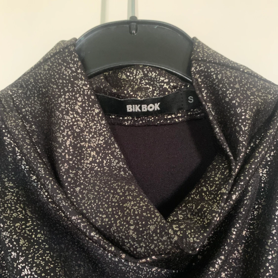 Skit cool glittrig topp!✨ - 90