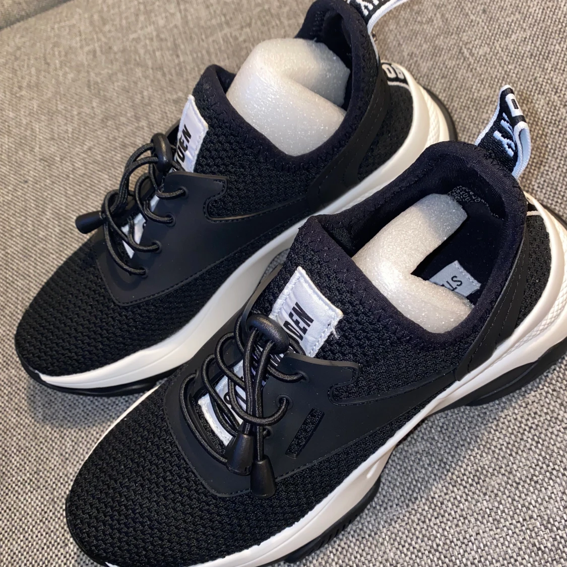  Steve Madden sneakers 