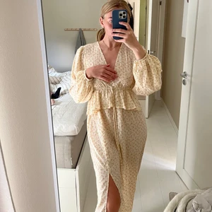 Missgudied  - Jätte gullig och somrig klänning, använd 1 gåmg