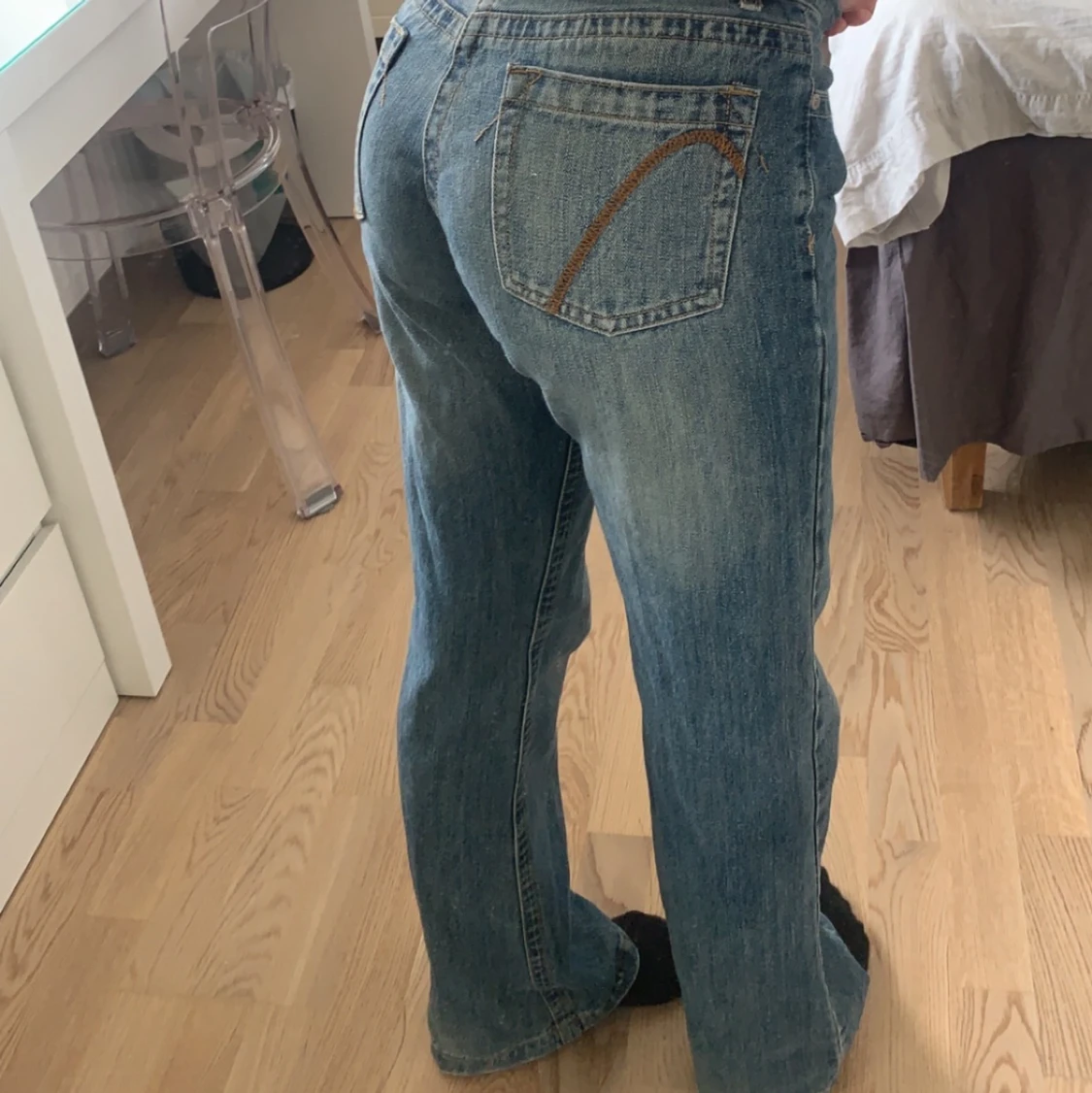 Snygga jeans st32 