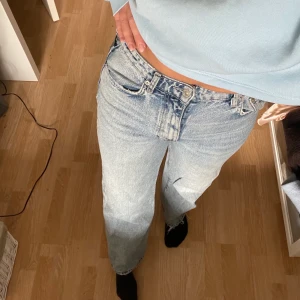 Jeans - Jeans från zara strl 38! Jag är 172