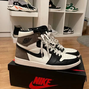 Nike Jordan 1 - Jordan 1 Mocha änvänt fåtal ggr, Cond 9/10