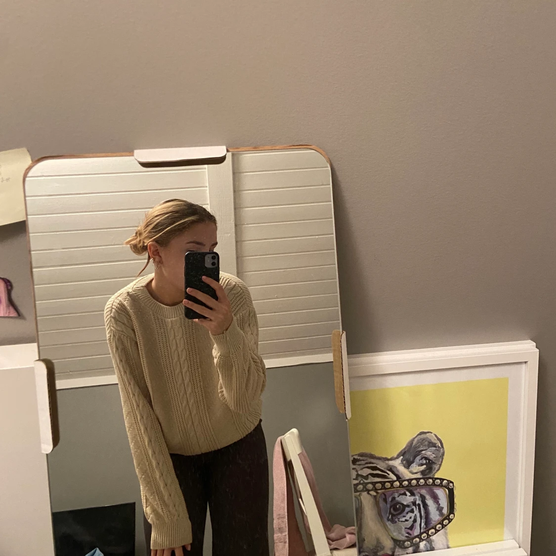 Beige stickad tröja