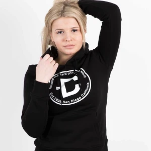 Dirtcult - Säljer massvis av dortcult hoodies i olika färger och tryck och storlekar