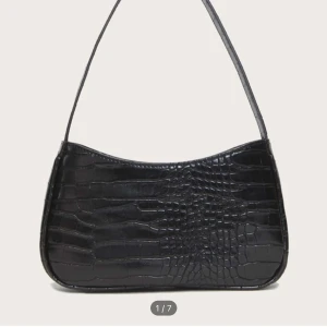 Väska - Har samma i vit. Fknt skick!