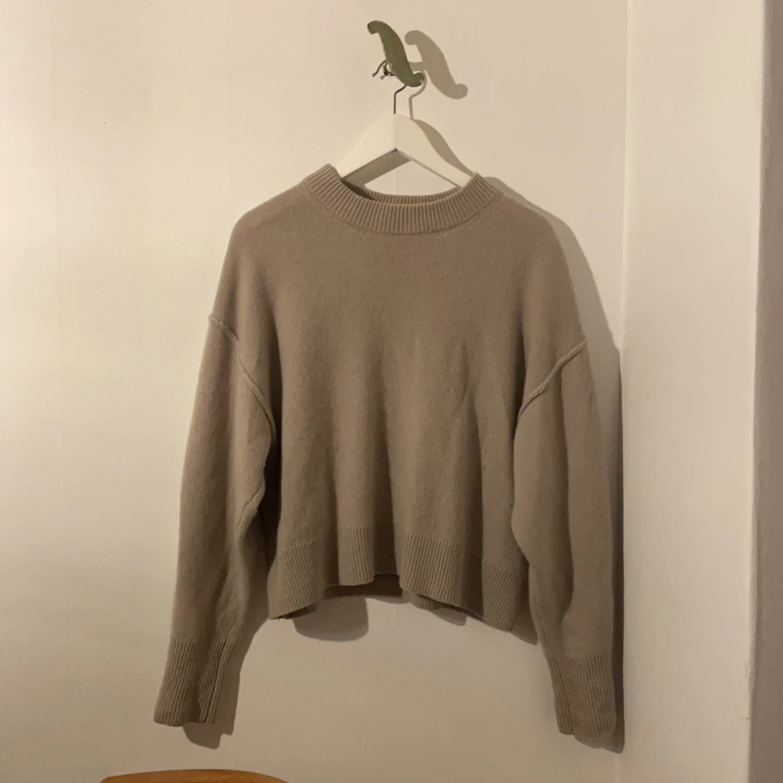 H&M kashmir obs tröja finns kvar  - 90