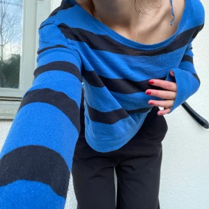 Randig tröja pink  - Randig topp från Victorias secret (pink) 💙 tröjan är lite nopprig men annars i fint skick 🥰