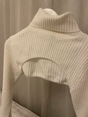 Borelo från H&M - Säljer för 100kr köpt på Sellpy 