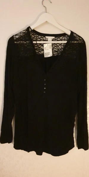 Mama tröja  - Snygg mama tröja från h&m i stl xl passar även L och säkert M också. Stretch material. 