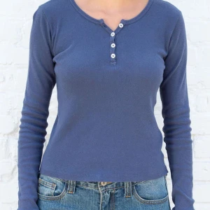 Brandy Melville tröja  - En tröja från Brandy Melville. Skriv för egna bilder!💓💓💓