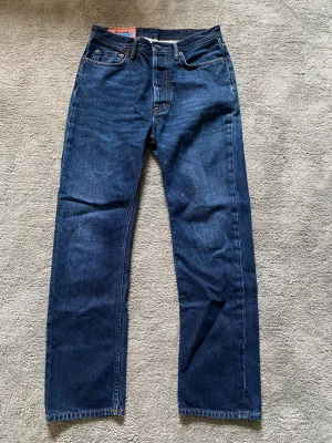 Acne studios jeans  - Acne studios jeans i väldigt gott skick 