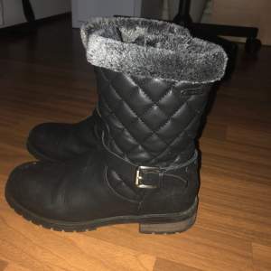 Vinter skor i storlek 38 
