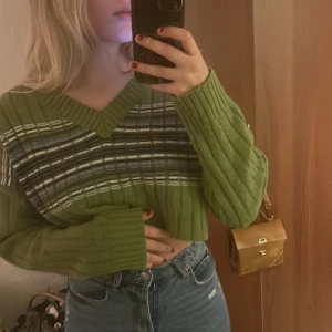 Tröja - Sååå fin höst/ vårtröja!! Älskar denna men det är dags att göra plats för nytt :// 