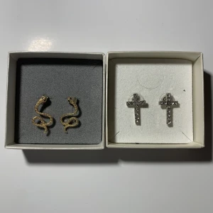 Örhängen  - Superfina och aldrig använda! 50kr styck eller båda för 70kr