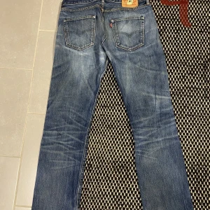 Levis 501 - Levis 501 Skick 10/10 vintage skick Passar även w32 l34