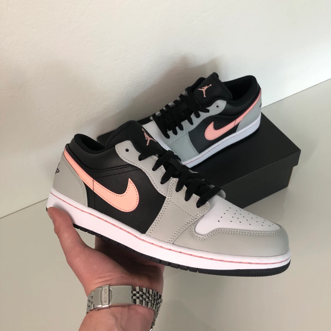 Jordan 1 Low - Shadow Pink
