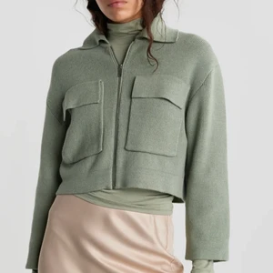 Kofta - Kofta från ginatricot, bra skick💕 lånade bilder