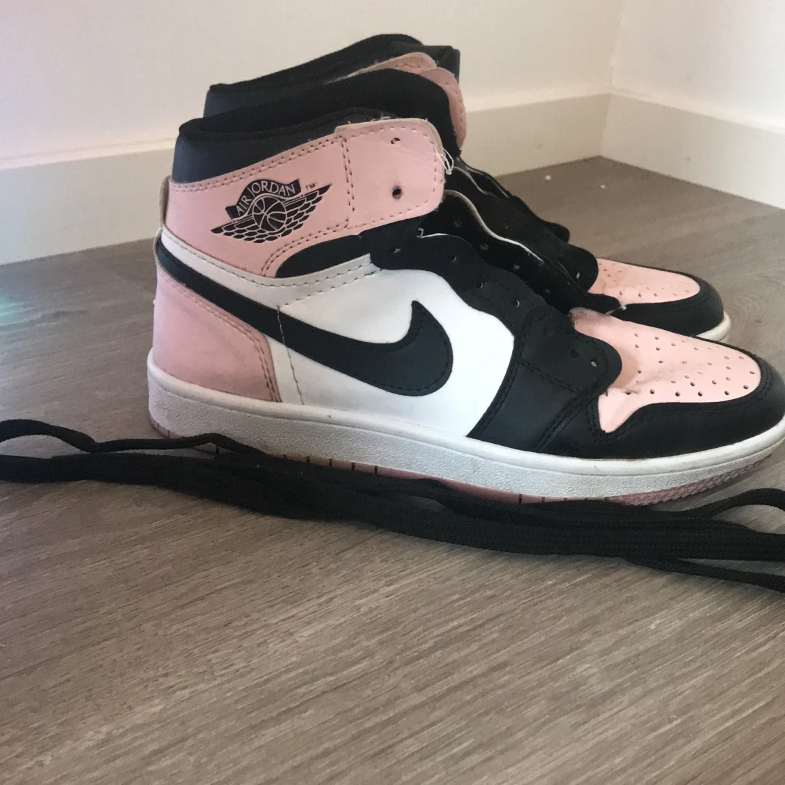 Jordan skor storlek 39 