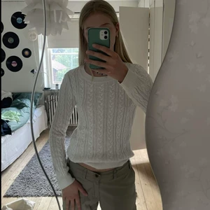 Stickad tröja - Säljer åt en vän👍