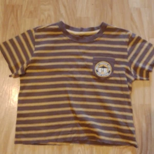 T-shirt i tjockare tyg jag croppat själv - Strl S Orange o brun