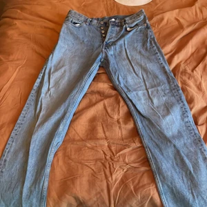 Weekday jeans  - Bra skick 