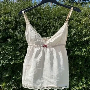 Odd Molly Linne - Så fin topp från Odd Molly, bra skick, strl xs-s 🫶🏼 skriv om ni är intresserade