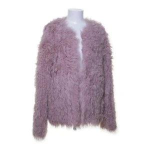 Ulljacka från Twist&Tango - FårpälsJacka från Twist & Tango.  Nypris 3 000.  Gjord av 100% ull Använd endast en gång. 