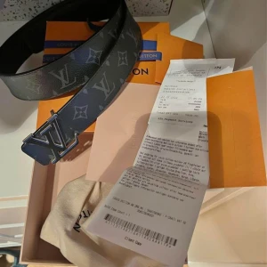 Lv bälte - Skickar bild fraktbevis o allt sänker pris vid snabb affär nypris 5800