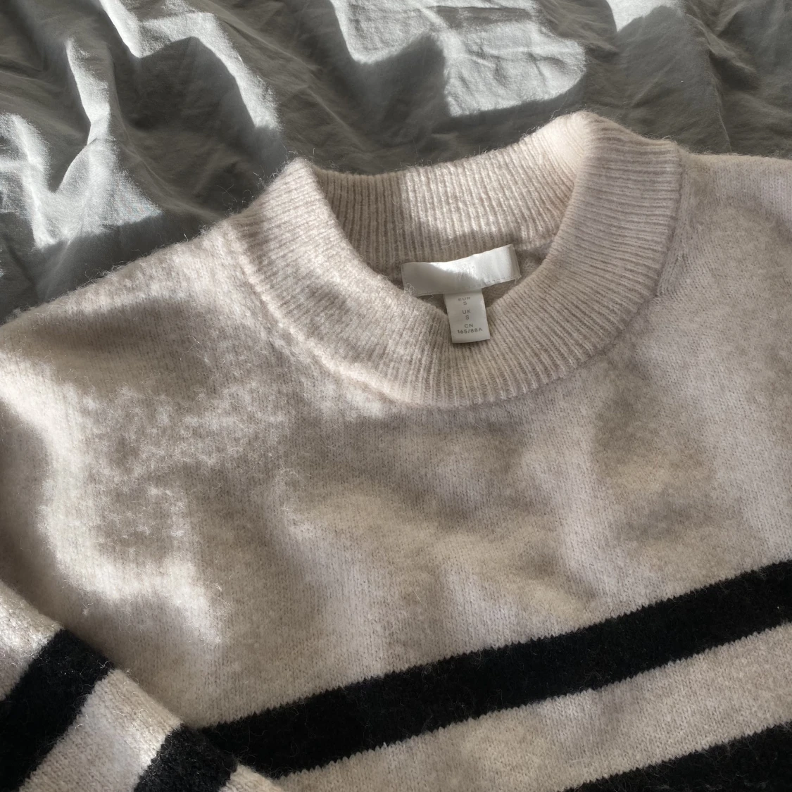 Stickad tröja  - 91