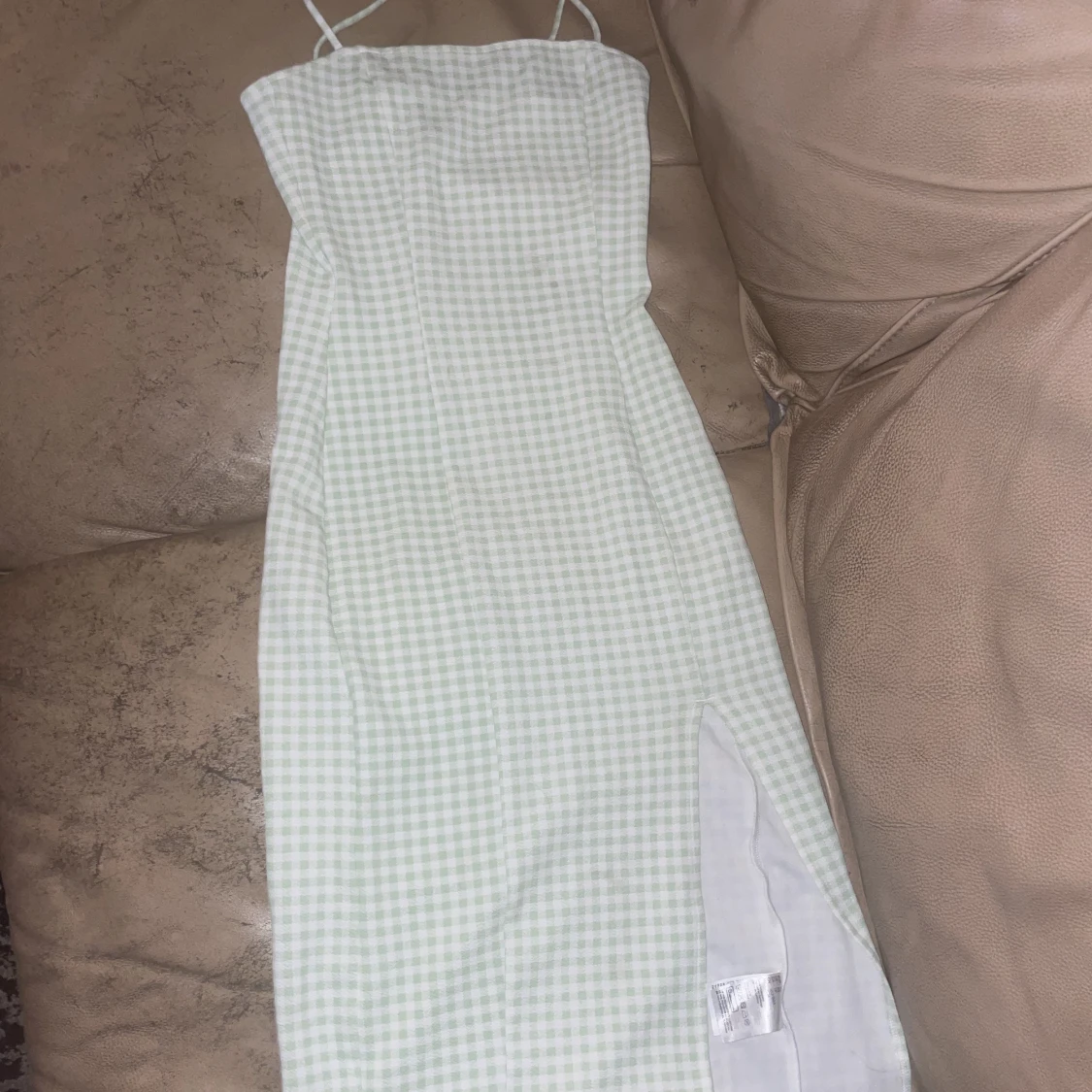 Klänning med slit  - 90