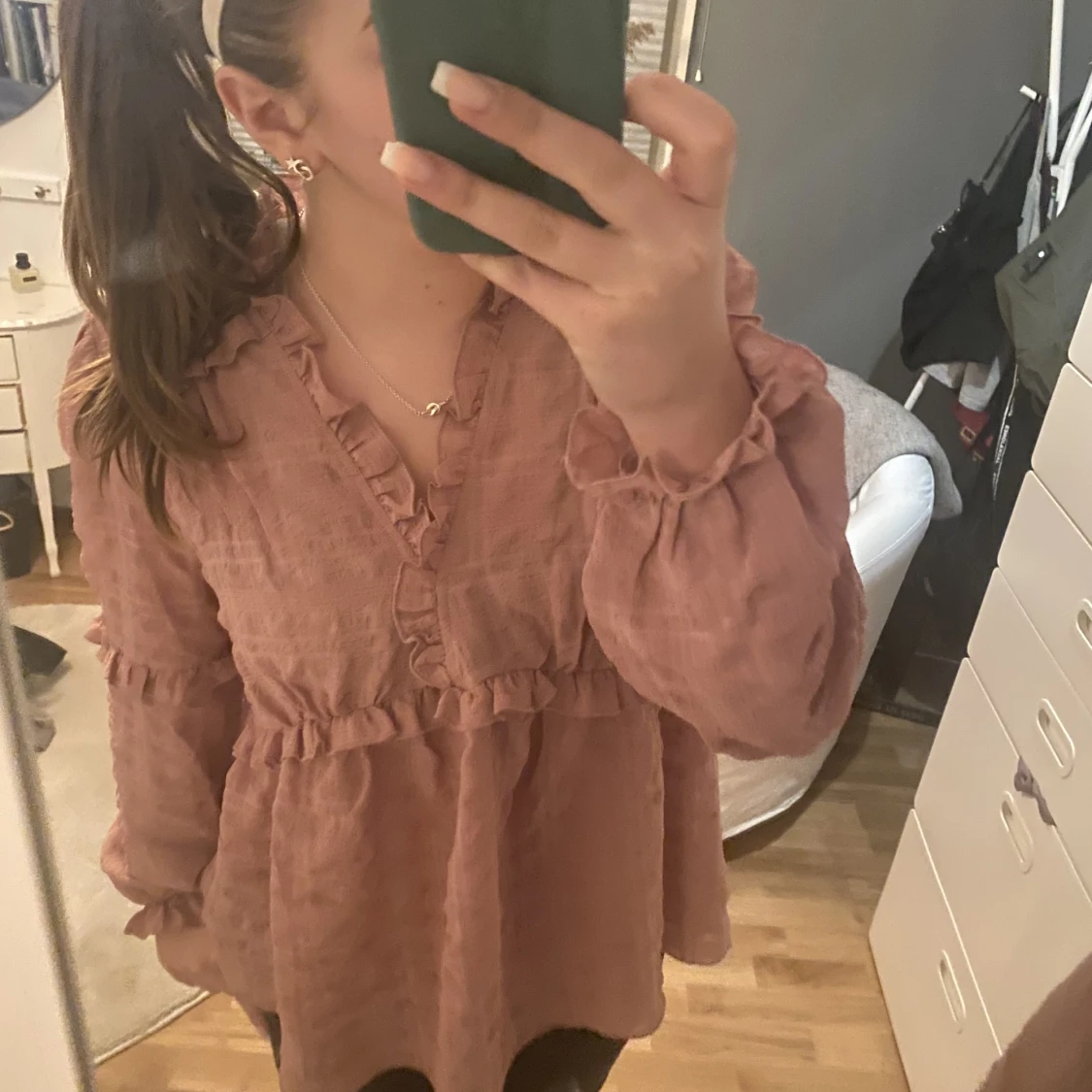 Söt gammal rosa blus