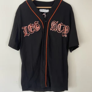 Bershka T shirt - Bershka T shirt oversized