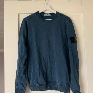 Stone Island tröja  - Stone Island tröja i storlek S I bra skick