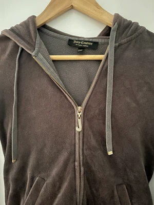 Juicy Couture Kofta - Söt kofta från Juicy Couture (en av deras äldre modeller). 