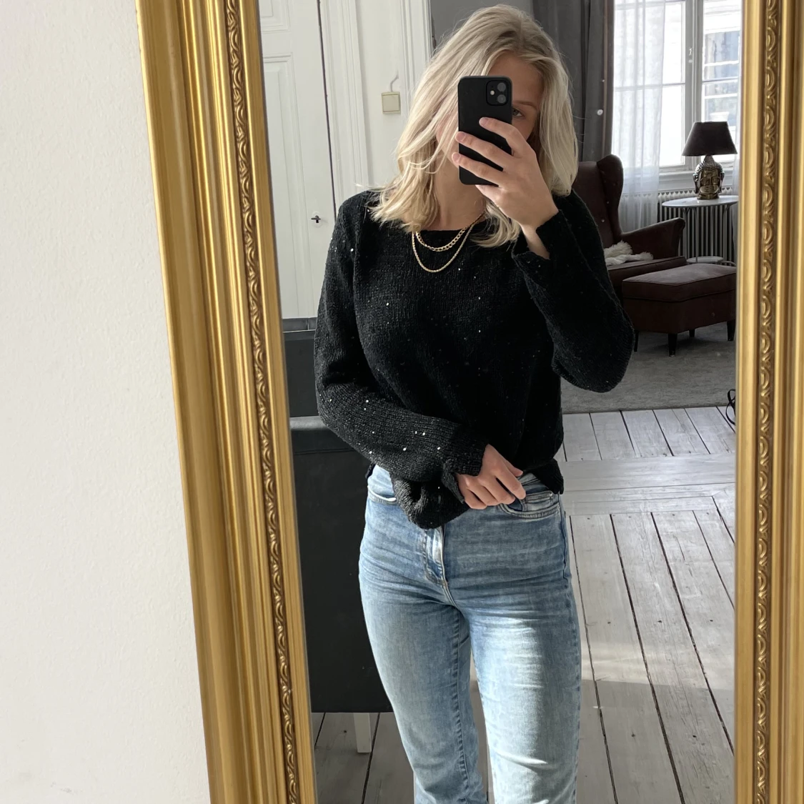 Svart paljetttröja