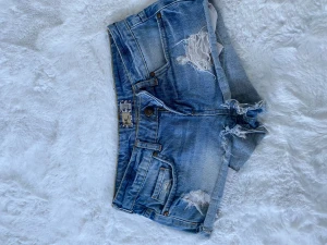 Jeans shorts  - Korta jeansshorts 