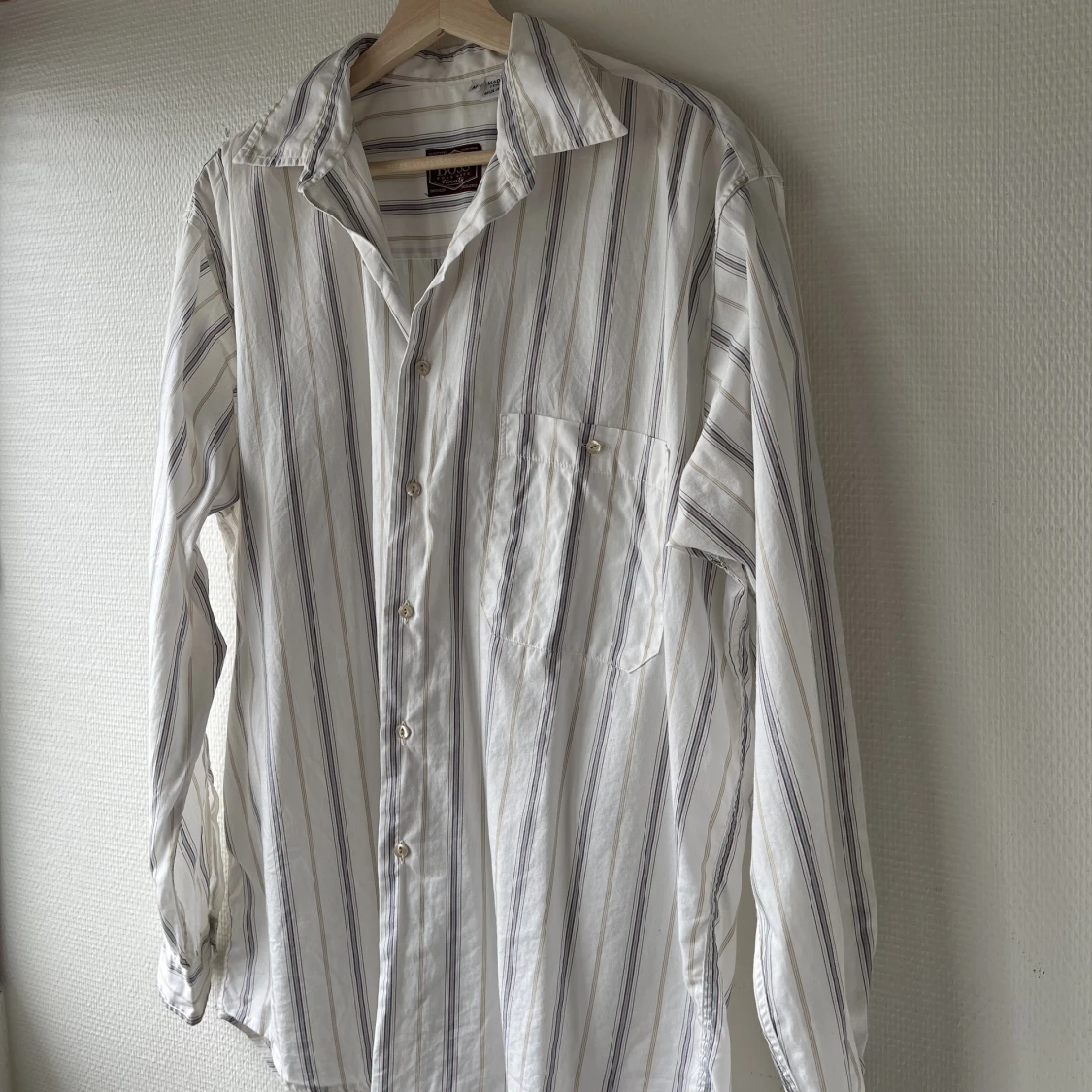 Hugo Boss skjorta  - 90